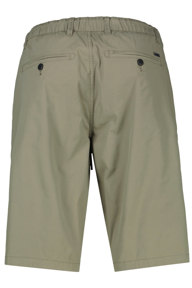 CHINO BERMUDA ULTRALICHT EN SNELDROGEND 2559230 683 ORIGINAL OLIVE